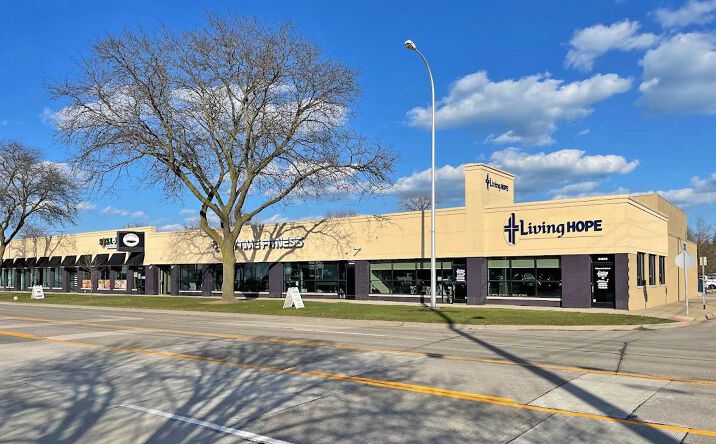 Pictures of Retail, Office property located at 24000 - 24090  Harper Ave, St. Clair Shores, MI 48080 for lease - image #1