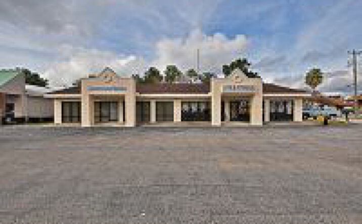 Pictures of Retail property located at 1905 SW College Rd, Ocala, FL 34471 for lease - image #1
