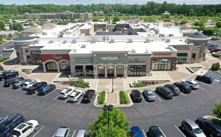 Pictures of Retail, Restaurant property located at 14741 Hazel Dell Crossing, Noblesville, IN 46062 for sales - image #1