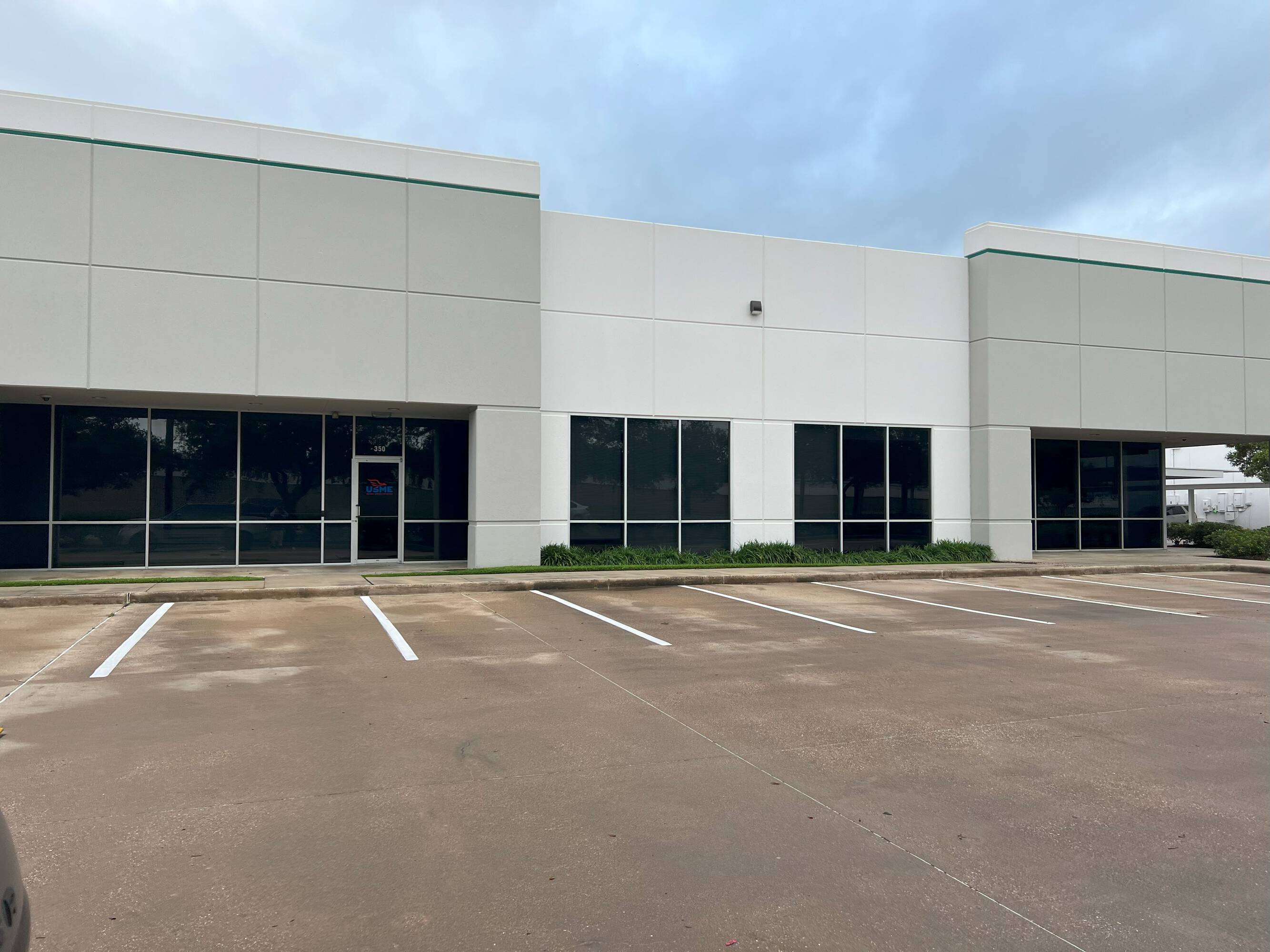 6610 W. Sam Houston Pkwy N.