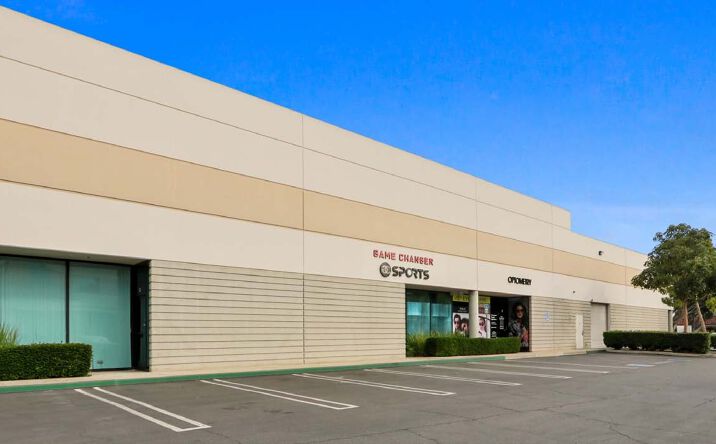 Pictures of Office, Industrial property located at 14905 Paramount Blvd, Paramount, CA 90723 for lease - image #1