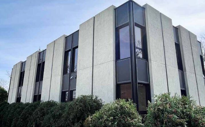 Pictures of Office property located at 710 N York Rd, Hinsdale, IL 60521 for lease - image #1