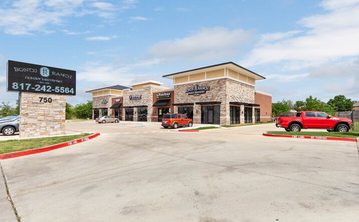 Pictures of Retail property located at 750 W. Bonds Ranch Rd., Fort Worth, TX 76131 for lease - image #1