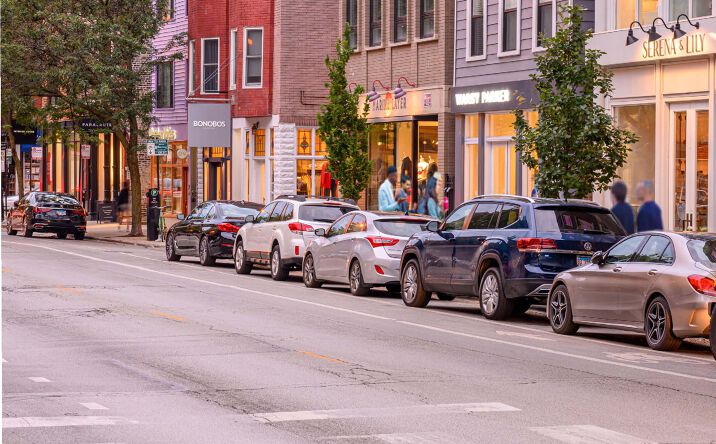Pictures of Retail property located at 837 - 845 W Armitage Ave, Chicago, IL 60614 for lease - image #1