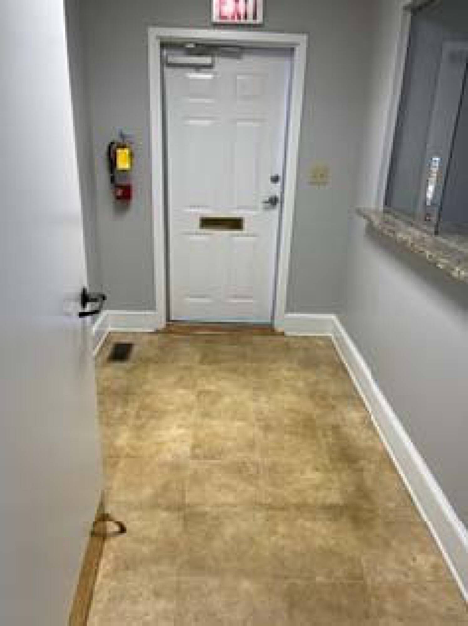 841 Heather Rd, Burlington, NC 27215