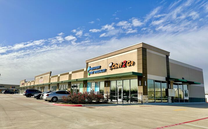 Pictures of Retail, Office property located at 14240 Bellaire Blvd, Houston, TX 77083 for lease - image #1