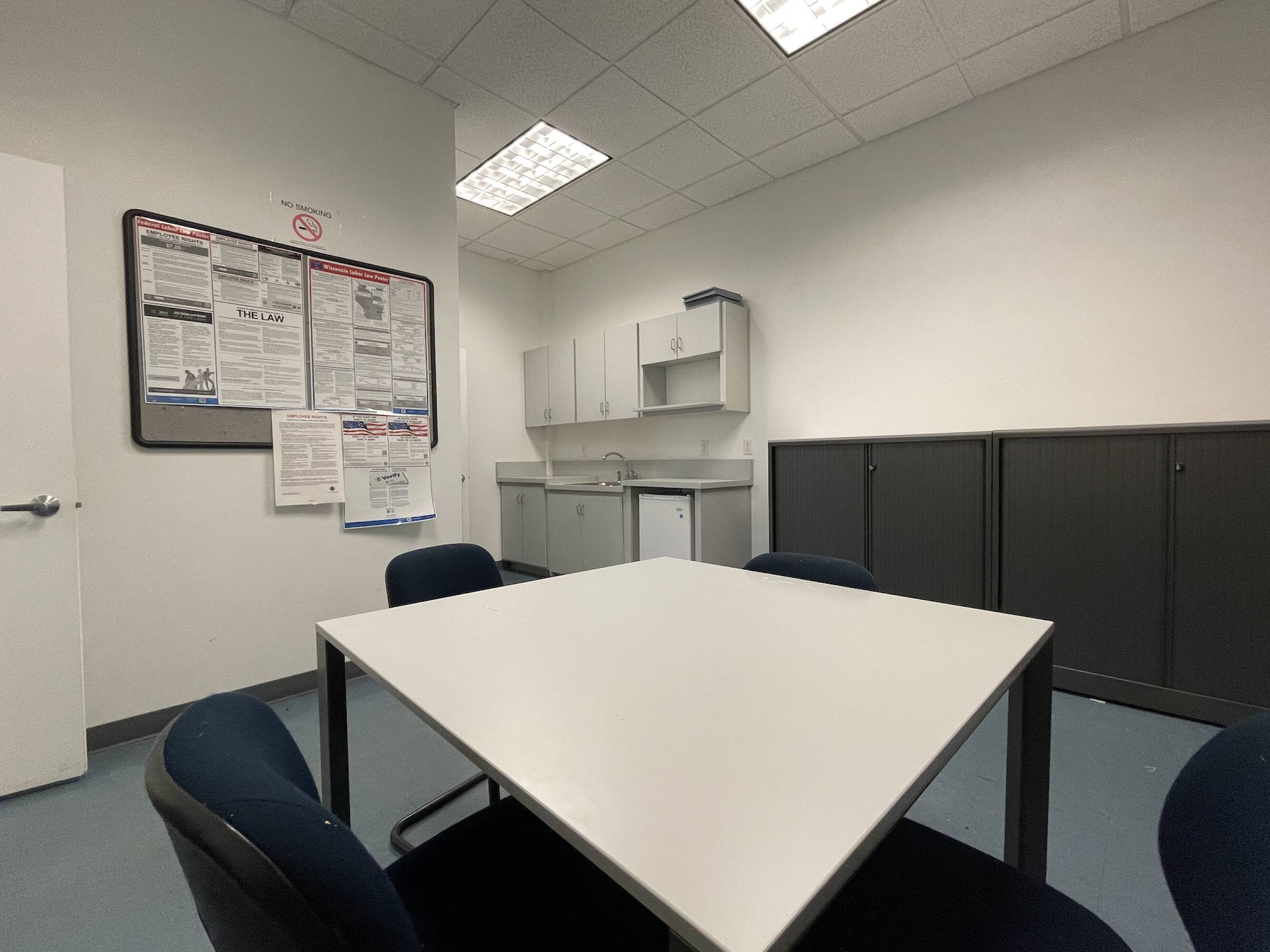 821 S Huron Rd, Green Bay, WI 54311