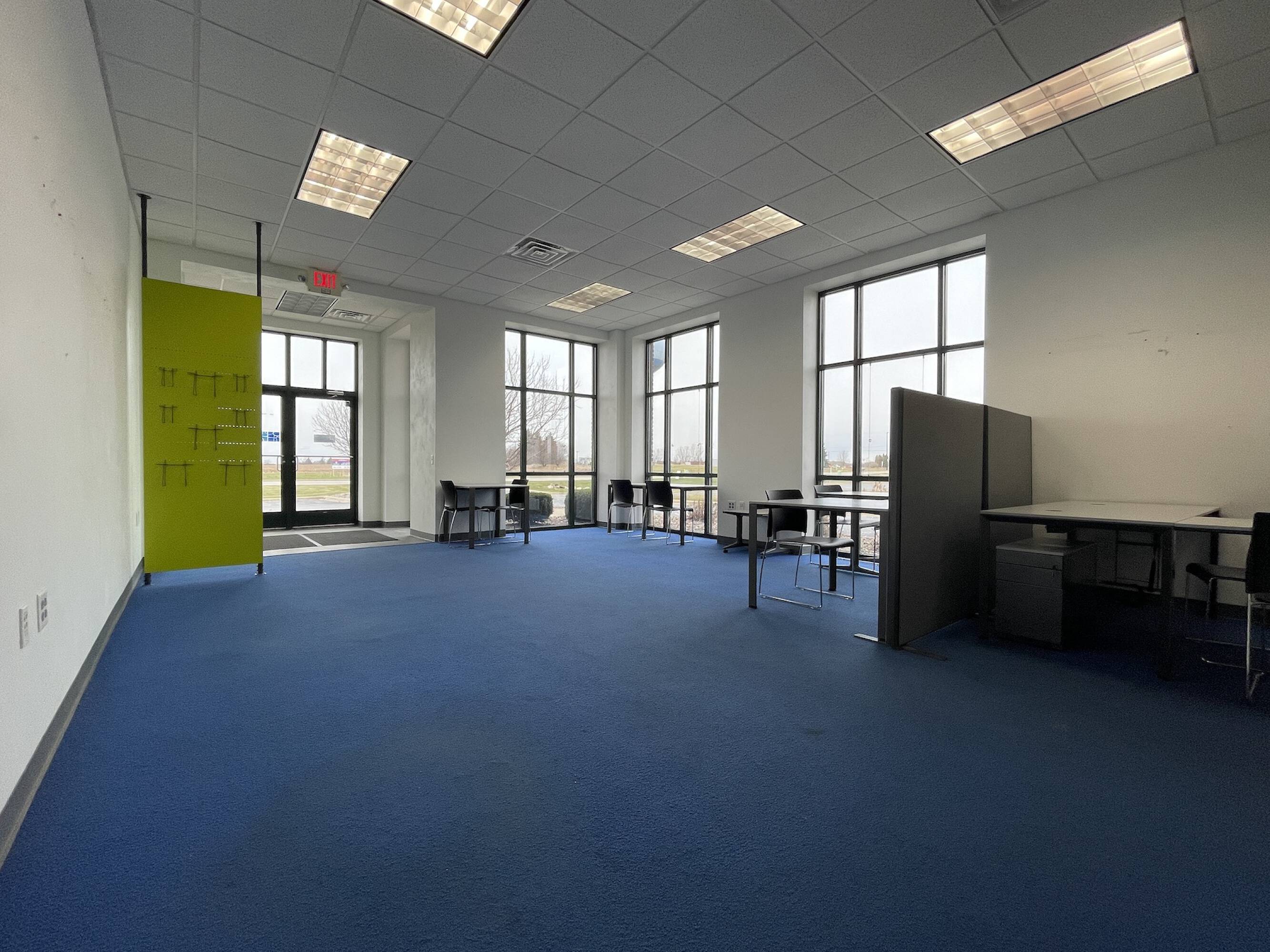 821 S Huron Rd, Green Bay, WI 54311