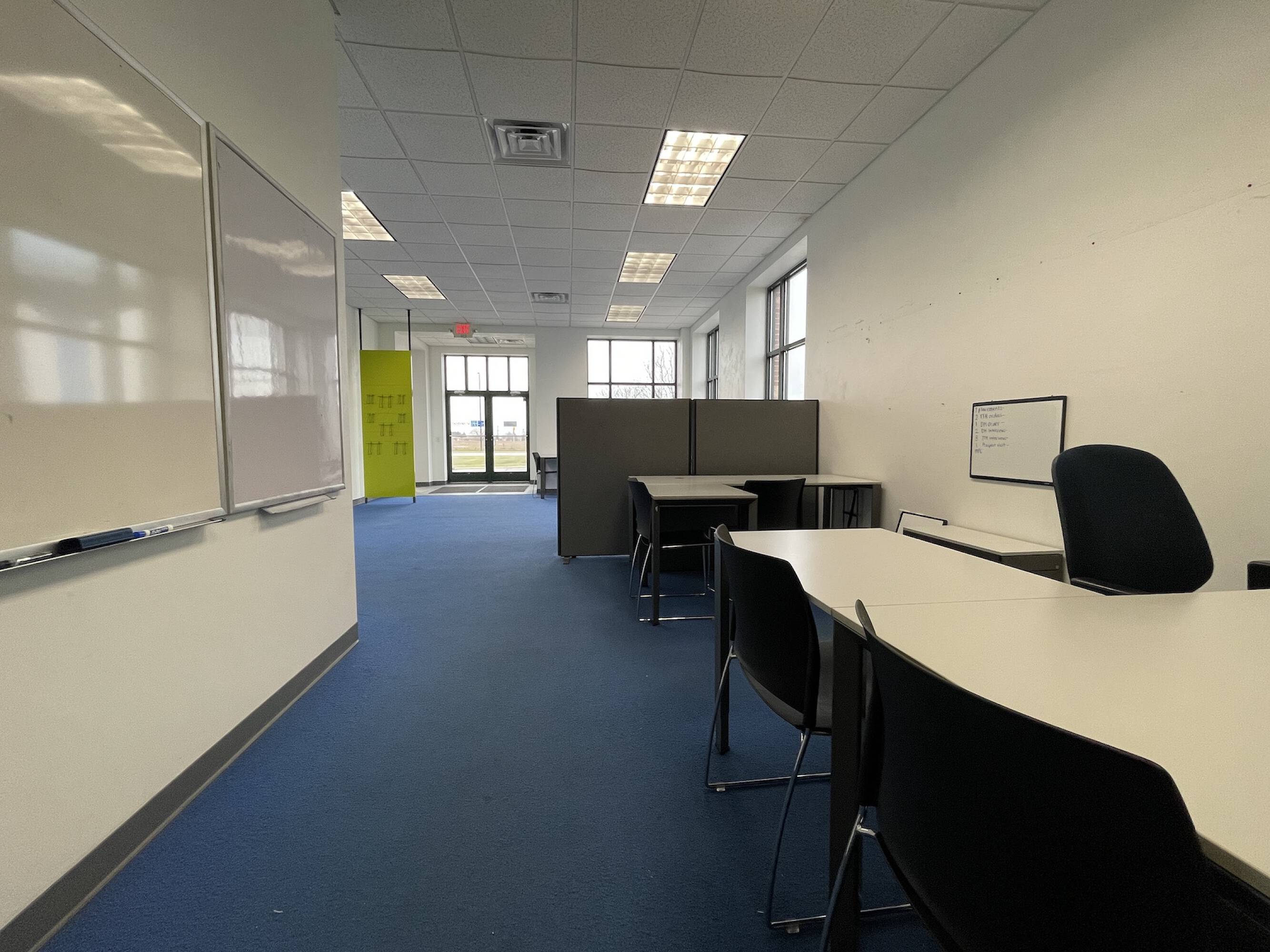 821 S Huron Rd, Green Bay, WI 54311