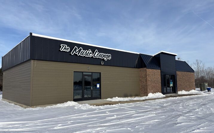 Pictures of Retail property located at 1861 S Scott Rd, Saint Johns, MI 48879 for lease - image #1