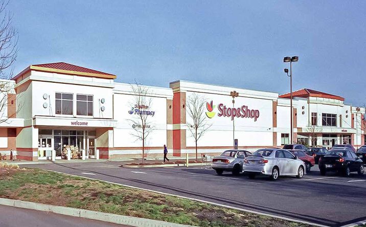 Pictures of Retail, Office, Restaurant property located at 370-380 W Pleasantview Ave, Hackensack, NJ 07601 for lease - image #1