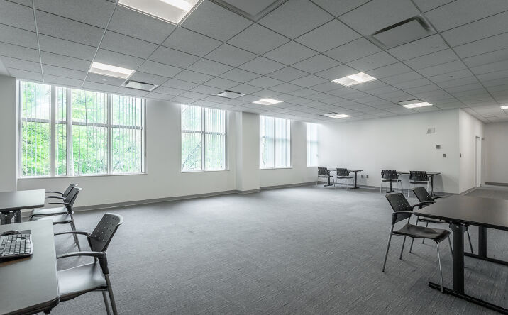 Pictures of Office property located at 811 Broad St, Chattanooga, TN 37402 for lease - image #1