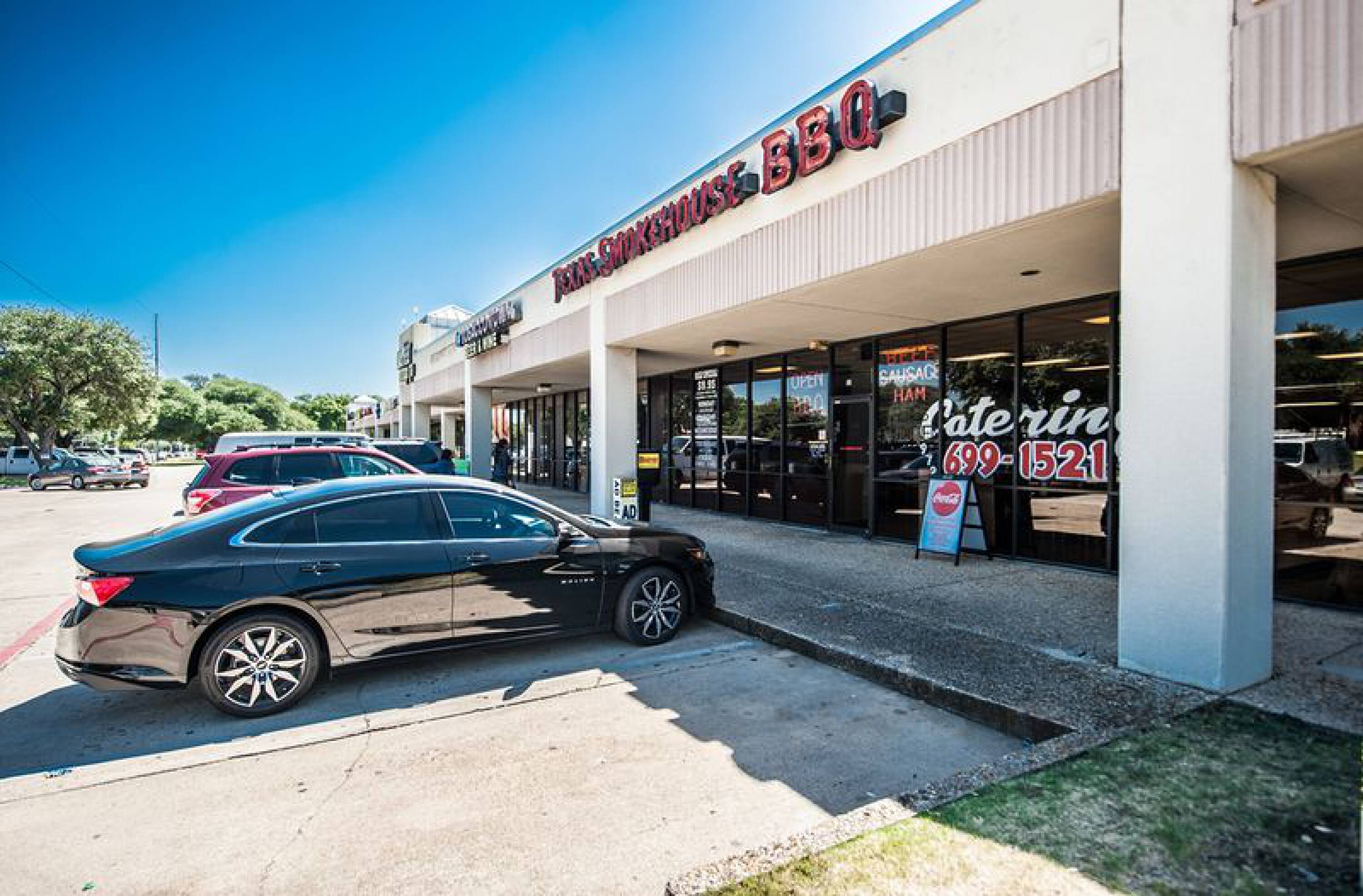 800 East Arapaho Road, Richardson, TX 75081