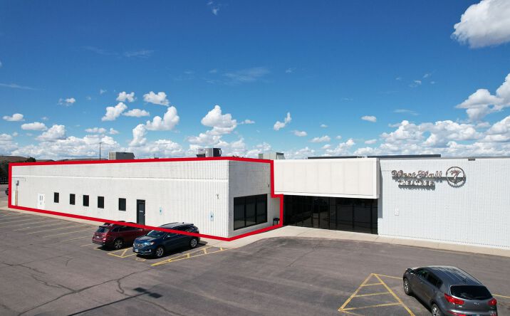Pictures of Retail, Office property located at 2101 W 41st St, Sioux Falls, SD 57105 for lease - image #1