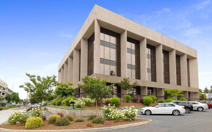 Pictures of Office property located at 6160 Mission Gorge Rd, San Diego, CA 92120 for lease - image #1