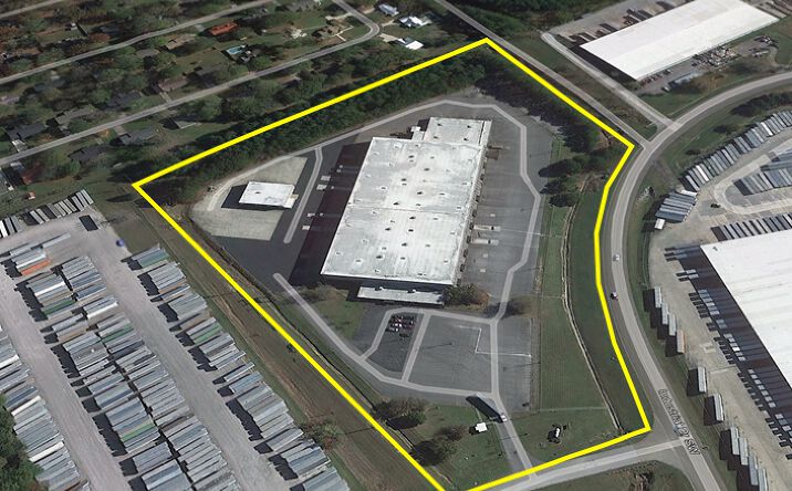 Pictures of Industrial property located at 715 Industrial Dr SW, Cullman, AL 35055 for lease - image #1