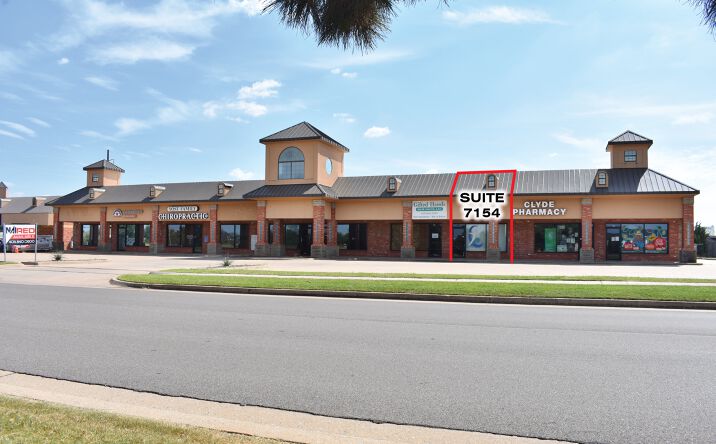 Pictures of Retail property located at 7140 NW 112th St, Oklahoma City, OK 73162 for lease - image #1