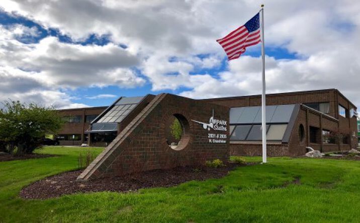 Pictures of Office property located at 2831 N Grandview Blvd, Pewaukee, WI 53072 for lease - image #1