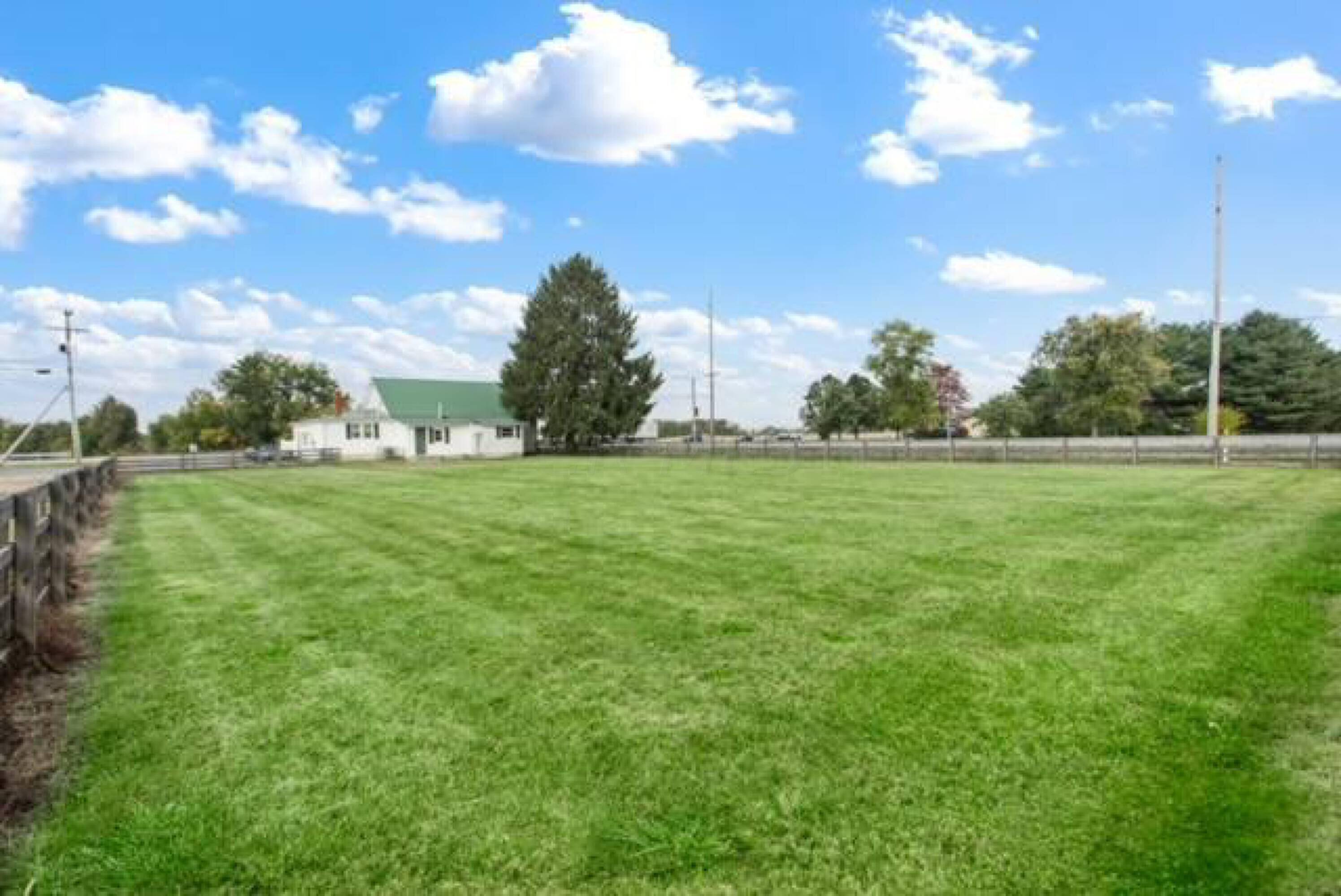 11365 State Route 104, Ashville, OH 43103