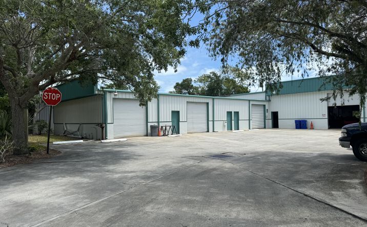 Pictures of Industrial property located at 1378 Old Dixie Hwy SW, Vero Beach, FL 32962 for lease - image #1