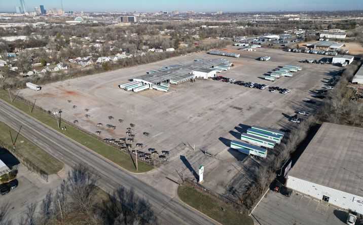 Pictures of Industrial property located at 2501 SE 15th St, Oklahoma City, OK 73129 for lease - image #1
