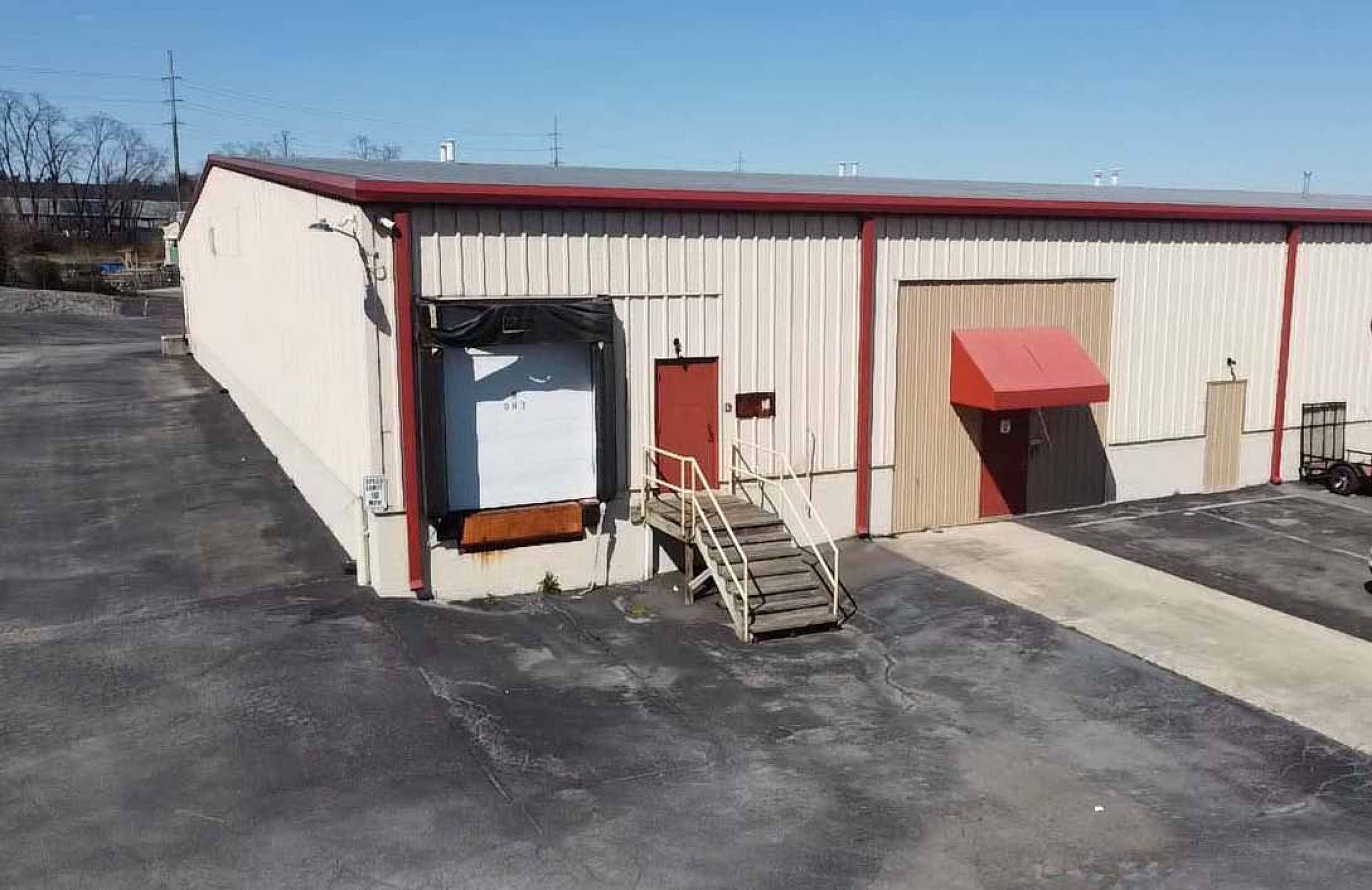 220 Centerville Rd, Lancaster, PA 17603