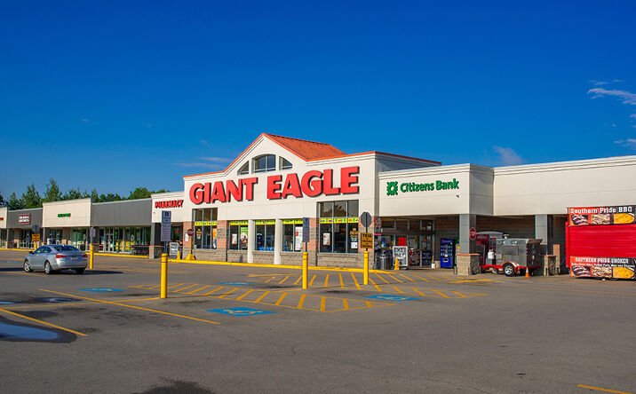 Pictures of Retail property located at 223 Grove City Rd, Slippery Rock, PA 16057 for lease - image #1