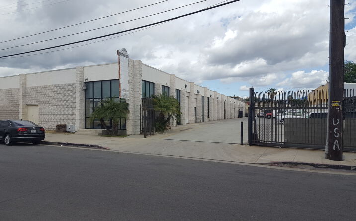 Pictures of Industrial property located at 14701 Arminta St, Los Angeles, CA 91402 for lease - image #1
