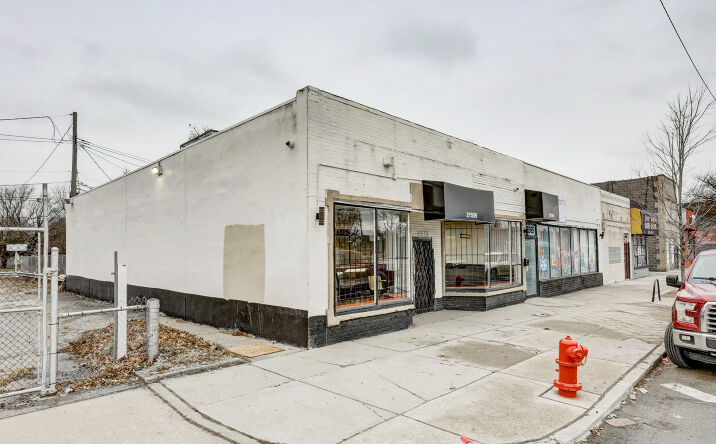 Pictures of Retail, Office, Restaurant property located at 21559 Grand River Ave, Detroit, MI 48219 for lease - image #1
