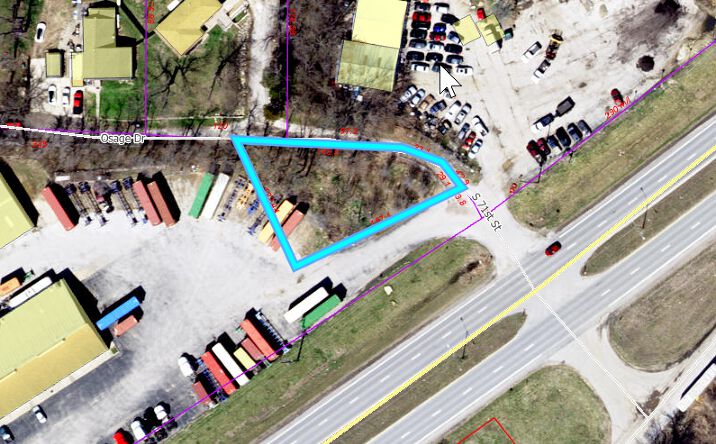 Pictures of Land property located at 7117 Osage Dr, Kansas City, KS 66111 for lease - image #1