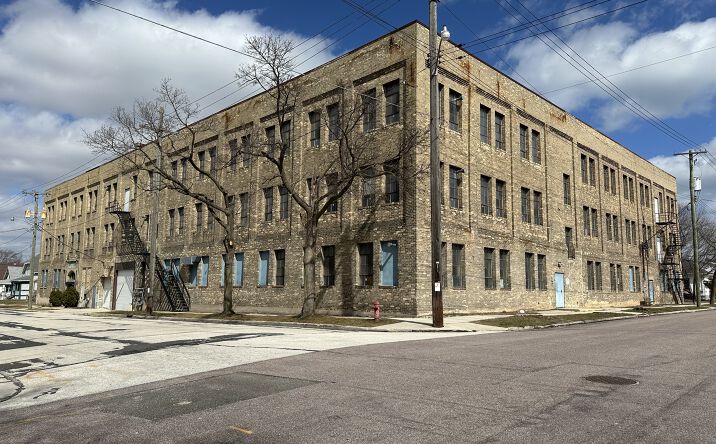 Pictures of Office, Industrial property located at 1133 S 16th St, Manitowoc, WI 54220 for lease - image #1