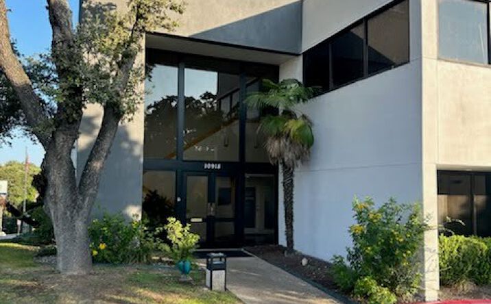 Pictures of Office property located at 10918 Vance Jackson Rd, San Antonio, TX 78230 for lease - image #1