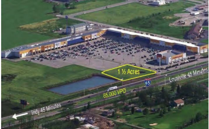 Pictures of Retail, Office, Restaurant property located at 357 Tanger Blvd, Seymour, IN 47274 for lease - image #1
