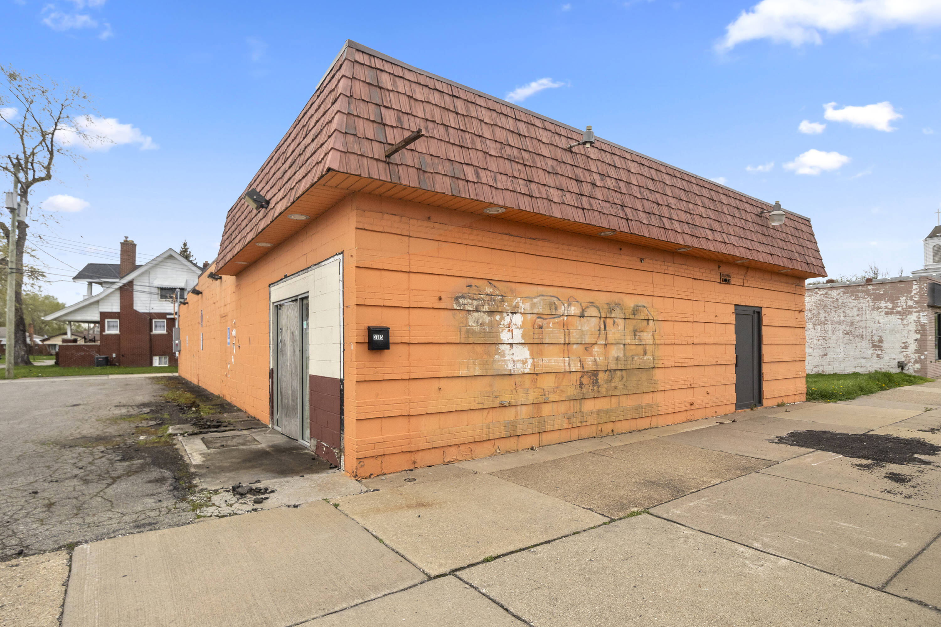 3115 Fort St, Lincoln Park, MI 48146 | Crexi.com