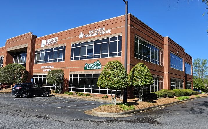 Pictures of Office property located at 380 Dahlonega St, Cumming, GA 30040 for lease - image #1