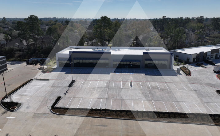 Pictures of Retail property located at 25819 Cypresswood Dr, Spring, TX 77373 for lease - image #1