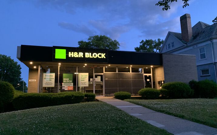 Pictures of Retail, Office, Restaurant property located at 593 Farmington Ave, Hartford, CT 06105 for lease - image #1