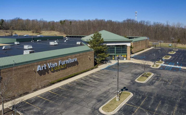 Pictures of Retail property located at 4273 Alpine Ave NW, Comstock Park, MI 49321 for lease - image #1