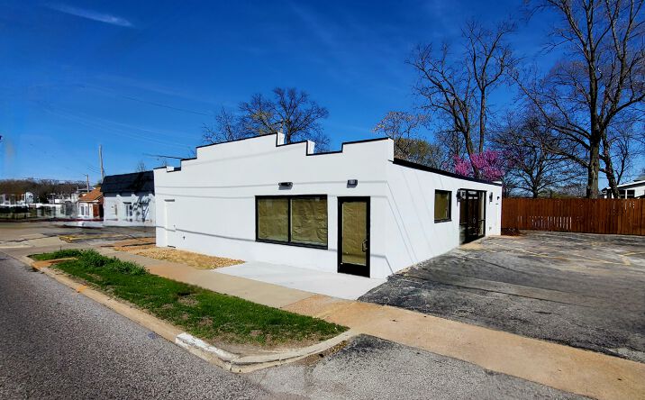 2814 S Big Bend Blvd, Maplewood, MO 63143 | Crexi.com