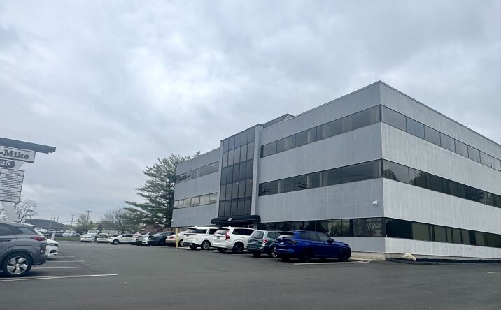 Pictures of Office property located at 325 Boston Post Rd, Orange, CT 06477 for lease - image #1