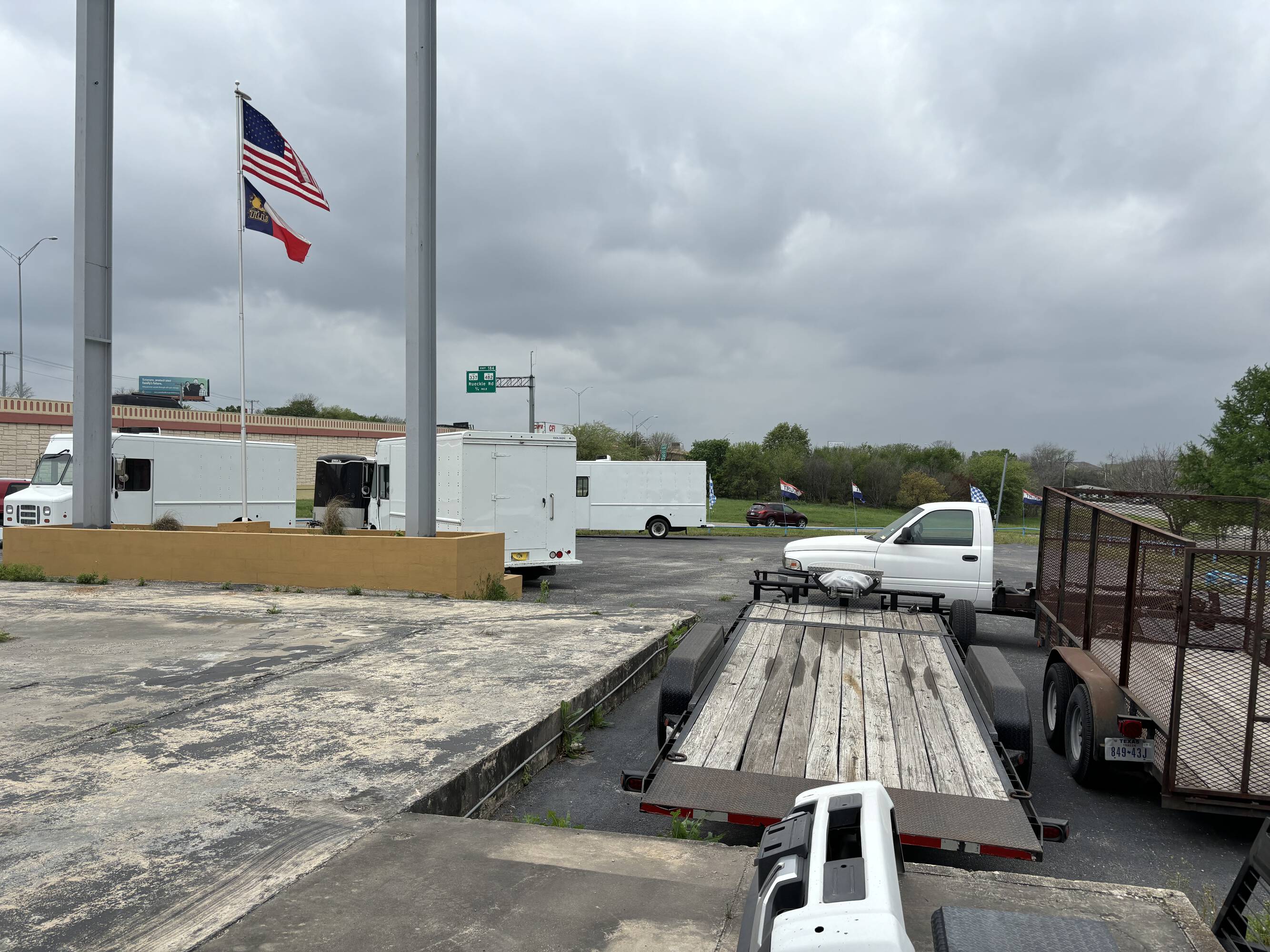 2250 S Business Ih 35, New Braunfels, TX 78130