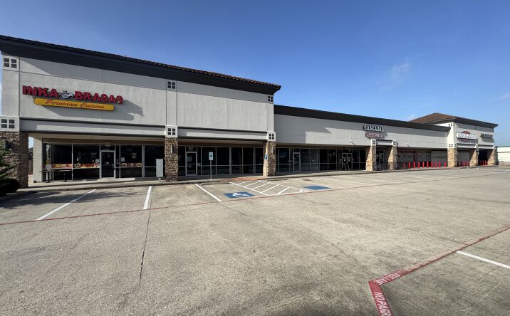 Pictures of Retail, Office, Restaurant property located at 3835 Farm to Market 2920, Spring, TX 77388 for lease - image #1