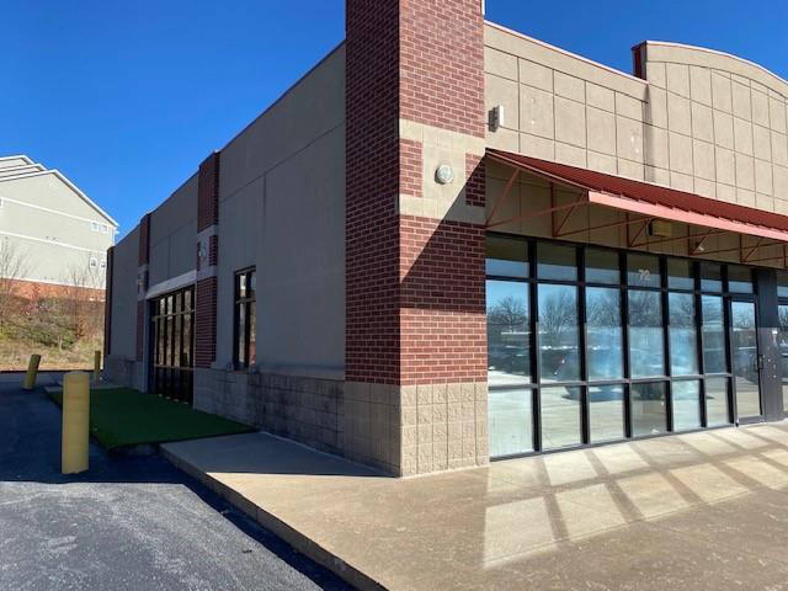 72 W Joyce Blvd, Fayetteville, AR 72703