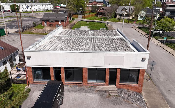 Pictures of Retail property located at 2100 Charlotte Ave, Nashville, TN 37203 for lease - image #1