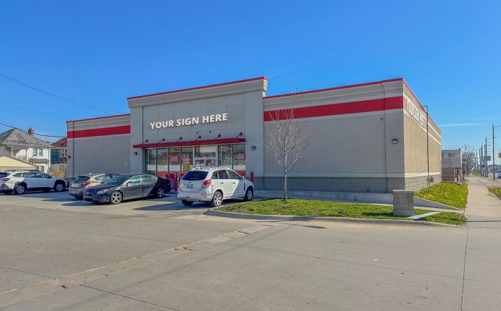 Pictures of Retail property located at 2250 W Davison St, Detroit, MI 48238 for lease - image #1