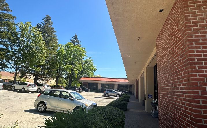 Pictures of Retail, Office property located at 11930 Heritage Oak Pl, Auburn, CA 95603 for lease - image #1