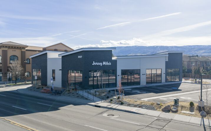 Pictures of Retail, Restaurant property located at 2027 S Virginia St, Reno, NV 89502 for lease - image #1