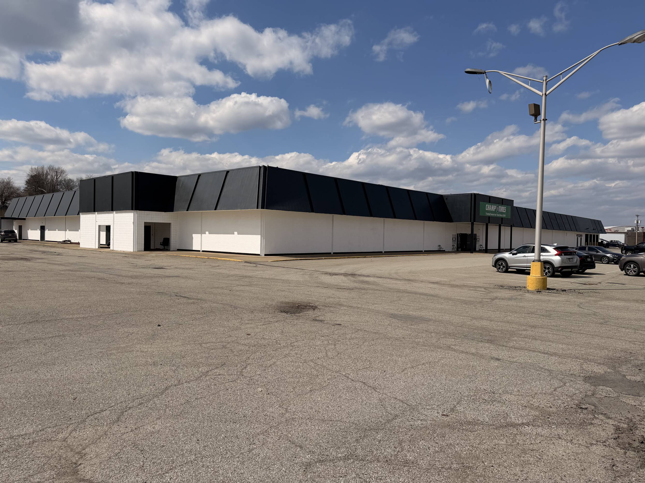 2930 Lebanon Church Rd, West Mifflin, PA 15122