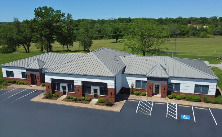 5501 W Pinnacle Pointe Dr, Rogers, AR 72758 | Crexi.com