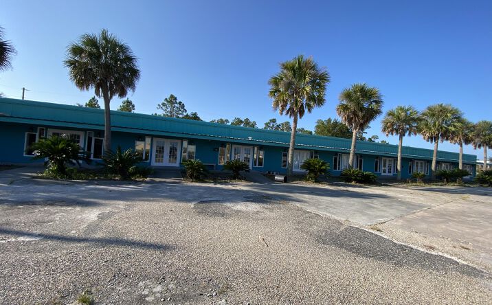 Pictures of Retail property located at 828 Highway 90 , A, B, Bay Saint Louis, MS 39520 for lease - image #1